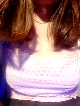 YiyinLy online show from 03-13-26, 11:00