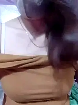 YiyinLy online show from 04-09-26, 06:52