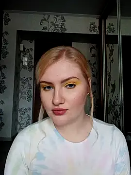 Snapshot of karkinn chatting on 10-20-25, 10:05 karkinn online show from 10-20-25, 10:05