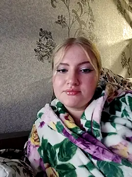 Snapshot of karkinn chatting on 10-24-25, 02:57 karkinn online show from 10-24-25, 02:57