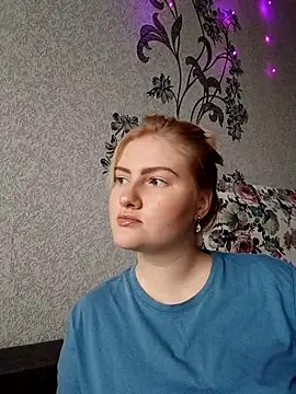 Snapshot of karkinn chatting on 11-05-25, 11:54 karkinn online show from 11-05-25, 11:54