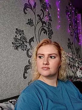 Snapshot of karkinn chatting on 11-06-25, 10:16 karkinn online show from 11-06-25, 10:16