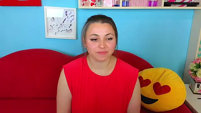 Soft Lilly online show from 10-20-25, 06:03