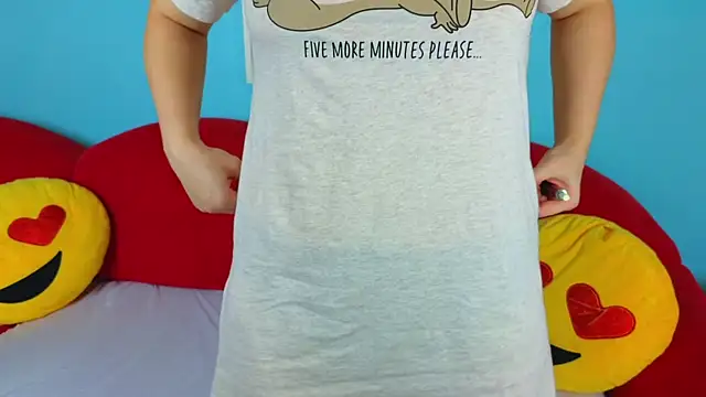 Soft Lilly online show from 11-12-25, 06:03