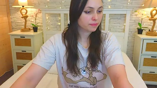 Soft Lilly online show from 02-06-26, 06:18