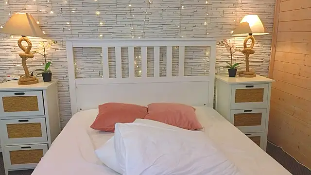 Soft Lilly online show from 02-09-26, 06:17