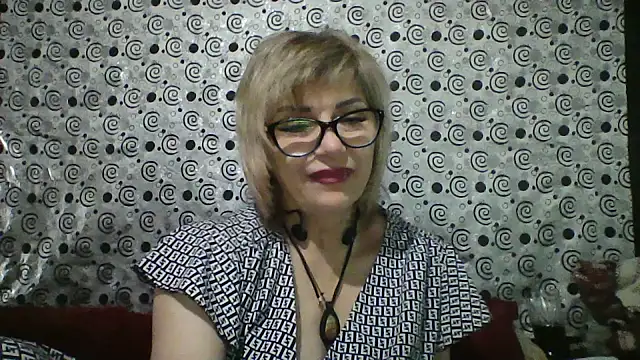 Lia Ray online show from 10-25-25, 07:08