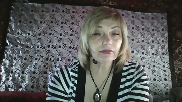 Lia Ray online show from 12-18-25, 08:59