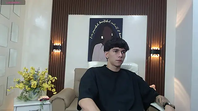 AmethystShadow17 online show from 10-27-25, 03:49