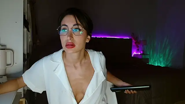 miafox bunny online show from 12-22-25, 03:03