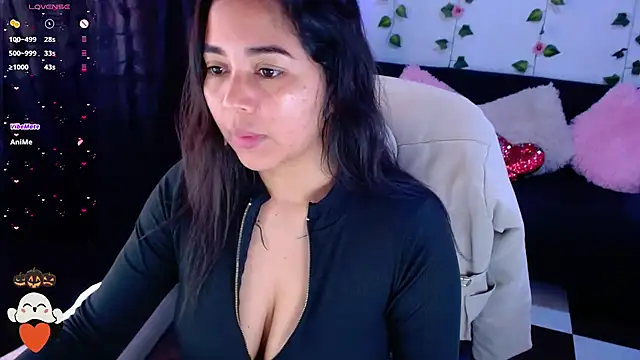 HaannaAGT online show from 10-17-25, 04:20