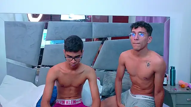 Desire4Duo online show from 10-18-25, 01:34