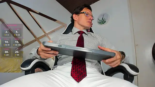 Justin valverde online show from 12-23-25, 02:53