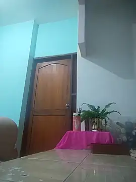 Yvonny27 online show from 02-18-26, 05:14