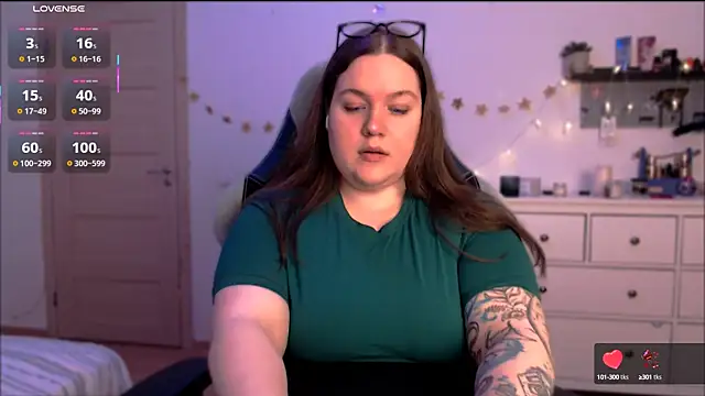 Snapshot of SummerTina chatting on 02-07-25, 03:19 SummerTina online show from 02-07-25, 03:19