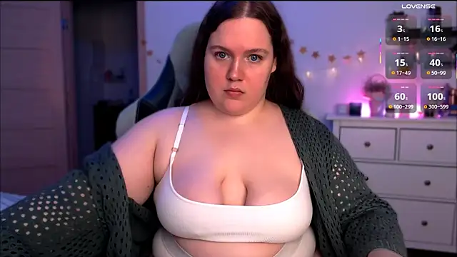 Snapshot of SummerTina chatting on 02-19-25, 03:49 SummerTina online show from 02-19-25, 03:49