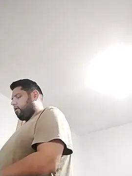 Eduar0015 online show from 10-14-25, 01:06