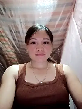 Snapshot of huhu-sexxy chatting on 10-19-25, 05:19 huhu-sexxy online show from 10-19-25, 05:19