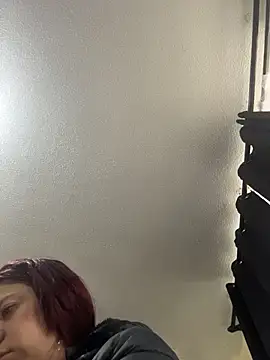 Zoe fire online show from 12-20-25, 11:17