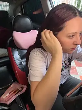 Zoe fire online show from 12-21-25, 12:12