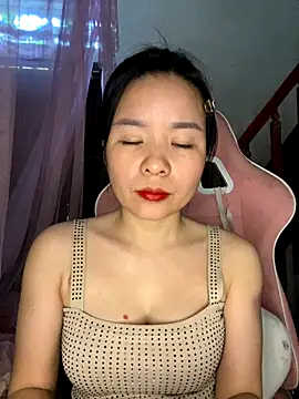 Listen-ly online show from 11-21-25, 03:49