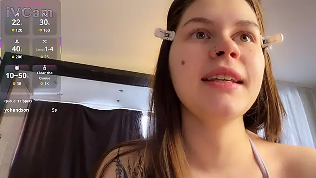 Snapshot of HeatherNextDoor chatting on 02-27-26, 08:25 HeatherNextDoor online show from 02-27-26, 08:25