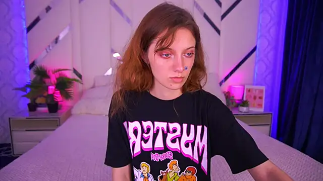 CuteeFoxy online show from 11-11-25, 02:28