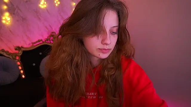 Snapshot of CuteeFoxy chatting on 01-13-26, 03:17 CuteeFoxy online show from 01-13-26, 03:17