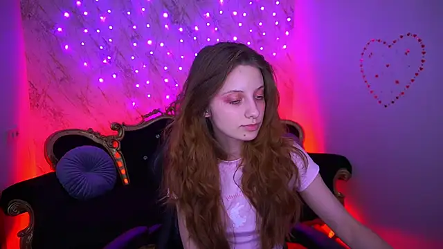 Snapshot of CuteeFoxy chatting on 02-26-26, 02:38 CuteeFoxy online show from 02-26-26, 02:38