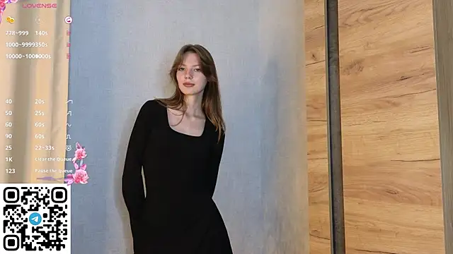 Snapshot of Erosyne chatting on 11-21-25, 05:11 Erosyne online show from 11-21-25, 05:11