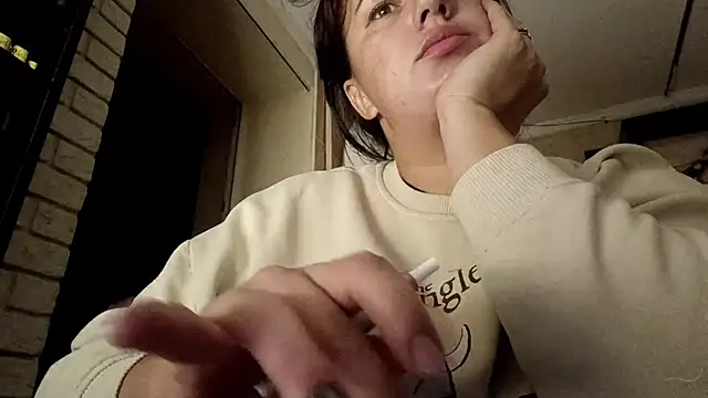 GwendolynFoster online show from 10-23-25, 04:28