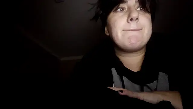 GwendolynFoster online show from 10-27-25, 04:33