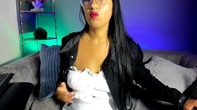 charlhot  online show from 10-29-25, 12:40