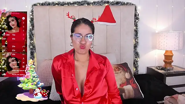 charlhot  online show from 12-18-25, 01:28