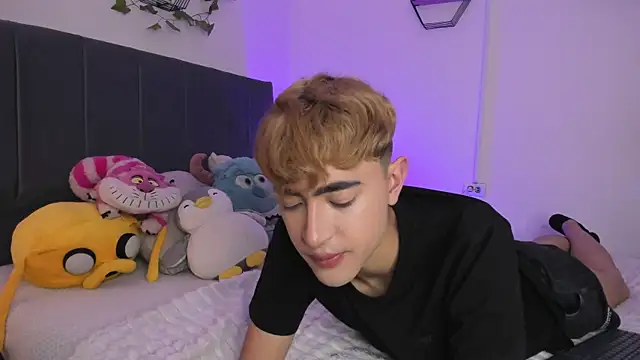 JustinCastiblanco online show from 12-17-25, 11:27