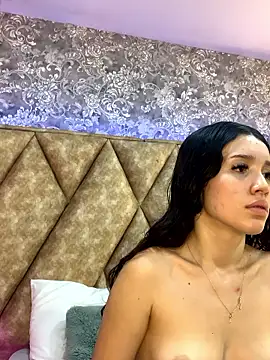 Snapshot of SsexCouplee chatting on 01-10-26, 11:23 SsexCouplee online show from 01-10-26, 11:23