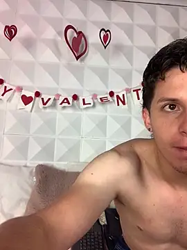 Snapshot of SsexCouplee chatting on 02-15-26, 11:41 SsexCouplee online show from 02-15-26, 11:41