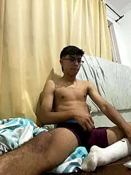 Snapshot of Muchachito18 chatting on 12-03-25, 04:53 Muchachito18 online show from 12-03-25, 04:53