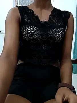 Snapshot of Rhea-Sen chatting on 10-15-25, 06:30 Rhea-Sen online show from 10-15-25, 06:30