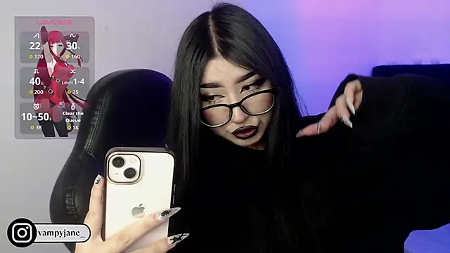 VamppyJane online show from 10-31-25, 12:33