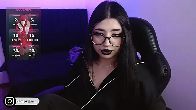 VamppyJane online show from 11-26-25, 03:18