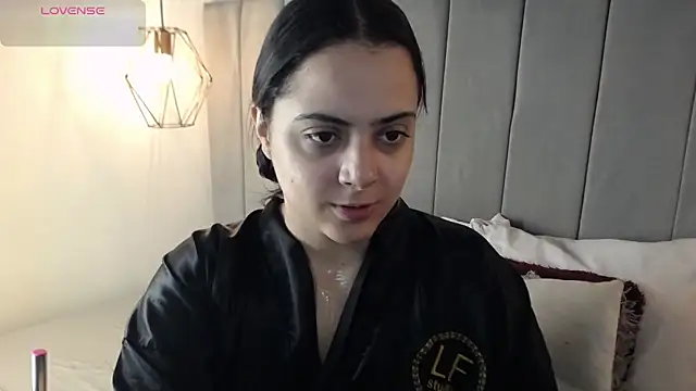 Pamela occoner  online show from 10-28-25, 06:43