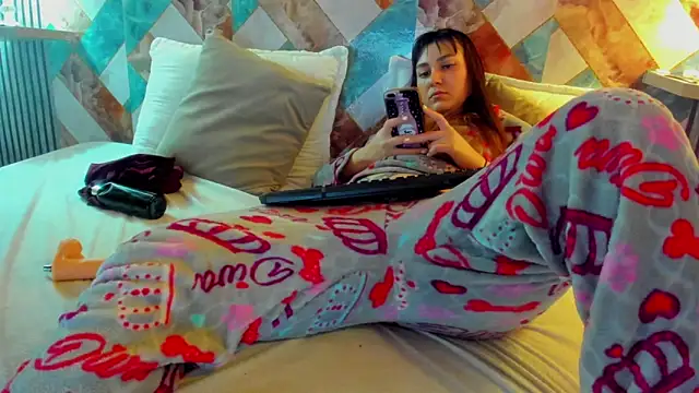 Diosadelchat online show from 11-18-25, 03:56