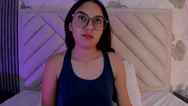 Lexy-Sweet1 online show from 11-05-25, 04:12