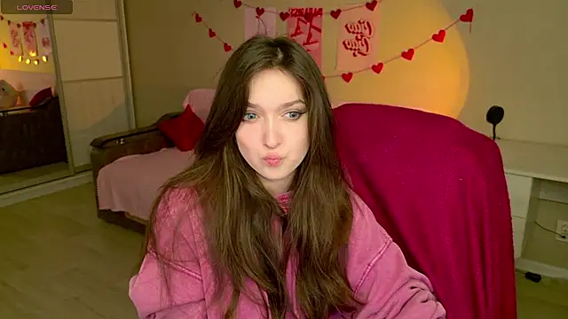 BellaSink online show from 11-25-25, 05:29