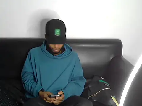 AXionX online show from 12-04-25, 08:56