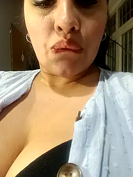 Sexylips200 online show from 10-19-25, 07:09