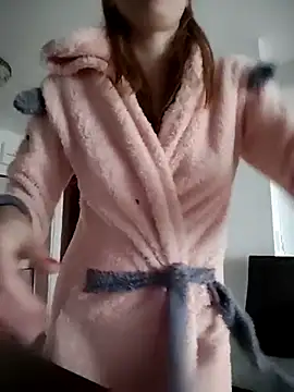 SandyCassie online show from 11-05-25, 07:52