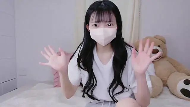 Mirai oO16Oo online show from 10-20-25, 07:31