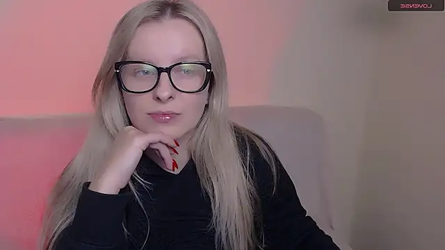 AllaLeomz online show from 11-25-25, 08:14